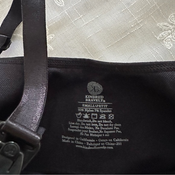 🥰 2/$25 Kindred Bravely simply sublime nursing tank - Picture 9 of 9